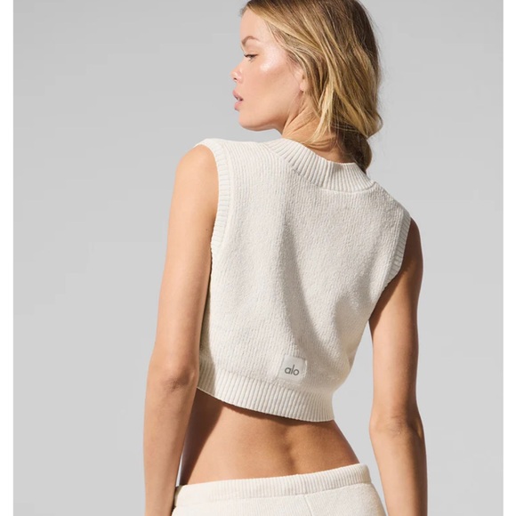 ALO Yoga Supernatural Too and Short Set - Picture 3 of 12